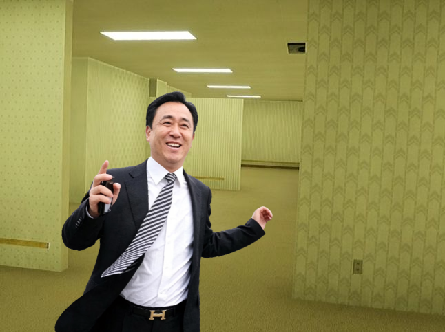 想象中的领导正在参观房间